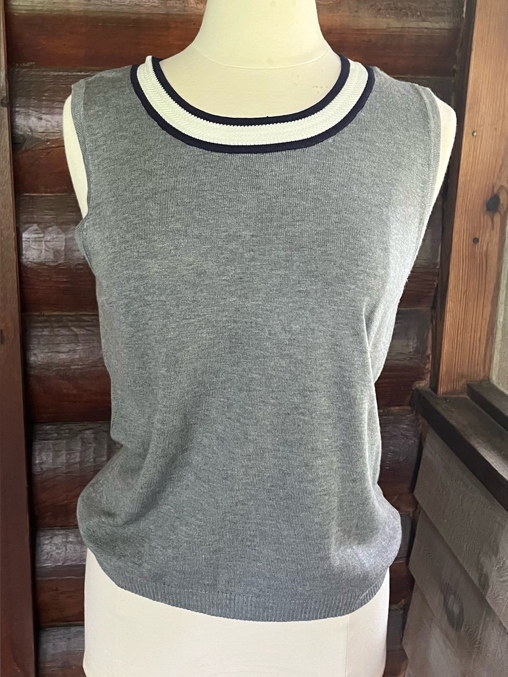 Joseph A. Light Gray Knit Sleeveless Top with Navy and White Trim